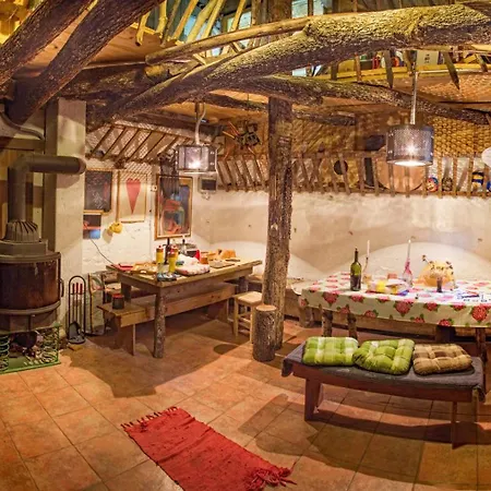 Gozdna Koca Studeno コチェーヴィエ