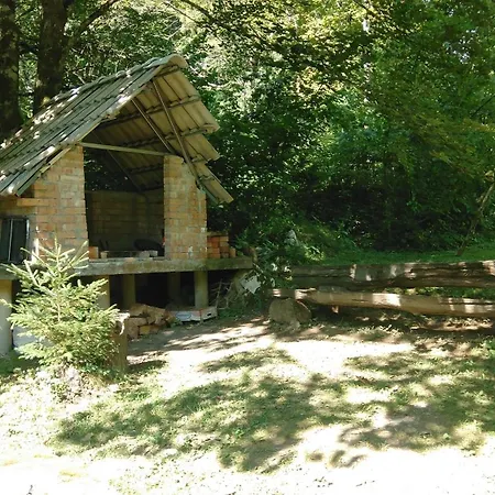 샬레 Gozdna Koca Studeno