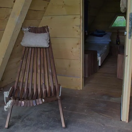 シャレー Gozdna Koca Studeno