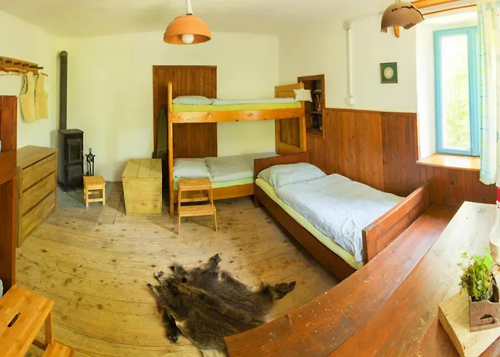 Gozdna Koca Studeno Chalé Kocevje